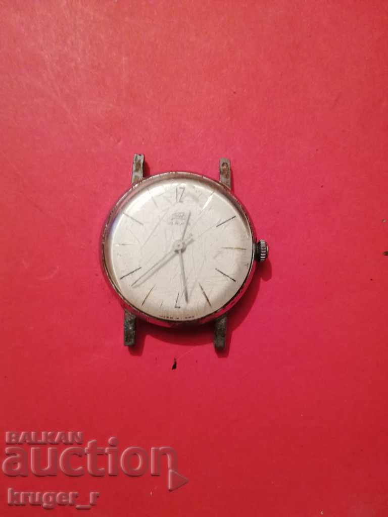 Часовник Заря с цена € 8.18 | 16.00 лв.