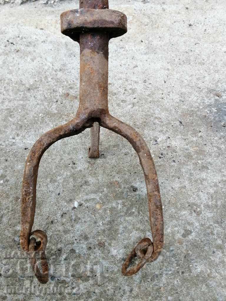 Hand-woven wedge of wrought iron wrought iron approx - 6 Hand-woven wedge of wrought iron wrought iron approx - 6