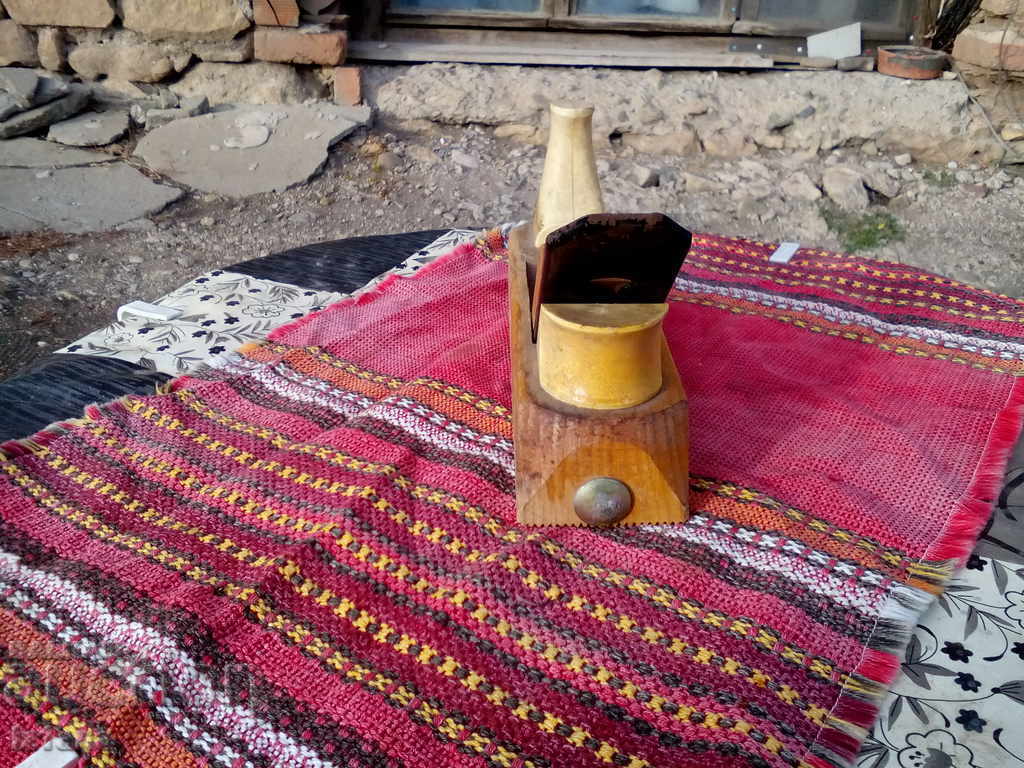 Old Carpenter Rande Howal with price 30.00 BGN | € 15.34 Old Carpenter Rande Howal with price 30.00 BGN | € 15.34