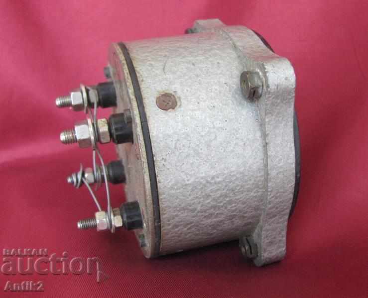 50-те Студена Война Самолетен Прибор Русия с цена 180.00 лв. | € 92.03 50-те Студена Война Самолетен Прибор Русия с цена 180.00 лв. | € 92.03