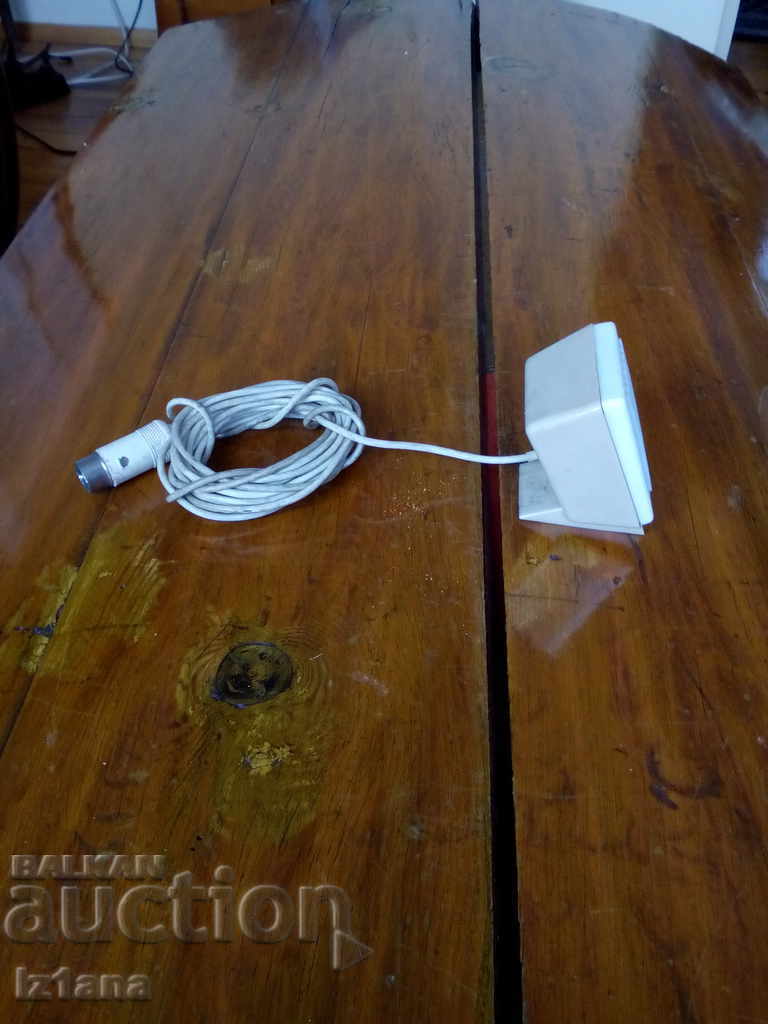 παλιά μικρόφωνο με τιμή 15.00 BGN | € 7.67 παλιά μικρόφωνο με τιμή 15.00 BGN | € 7.67