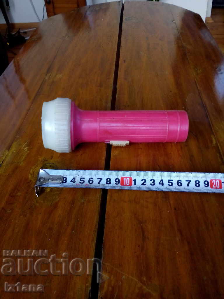 Παλιά φανάρι, φακός με τιμή 10.00 BGN | € 5.11 Παλιά φανάρι, φακός με τιμή 10.00 BGN | € 5.11