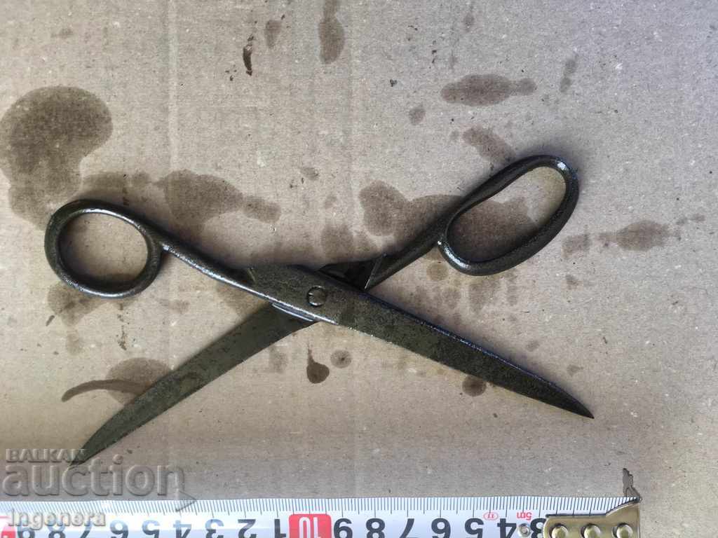 SCISSORS OLD OLD MARKING with price 5.00 BGN | € 2.56