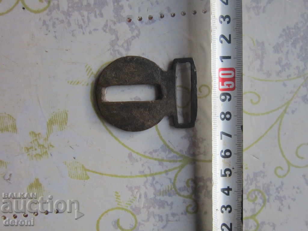 Old royal bronze current buckle with price 5.00 BGN | € 2.56 Old royal bronze current buckle with price 5.00 BGN | € 2.56