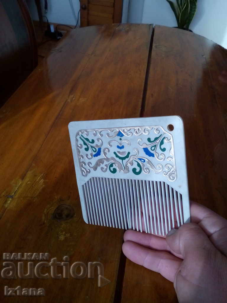 Old comb, comb - 6 Old comb, comb - 6