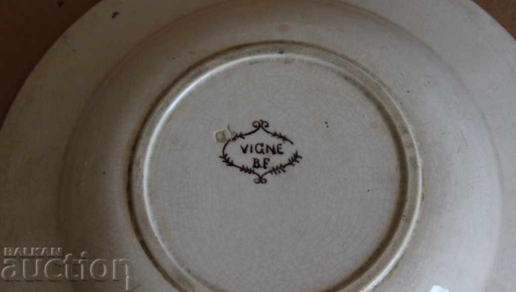 . 19th Century Porcelain Plate Marked - 6 . 19th Century Porcelain Plate Marked - 6