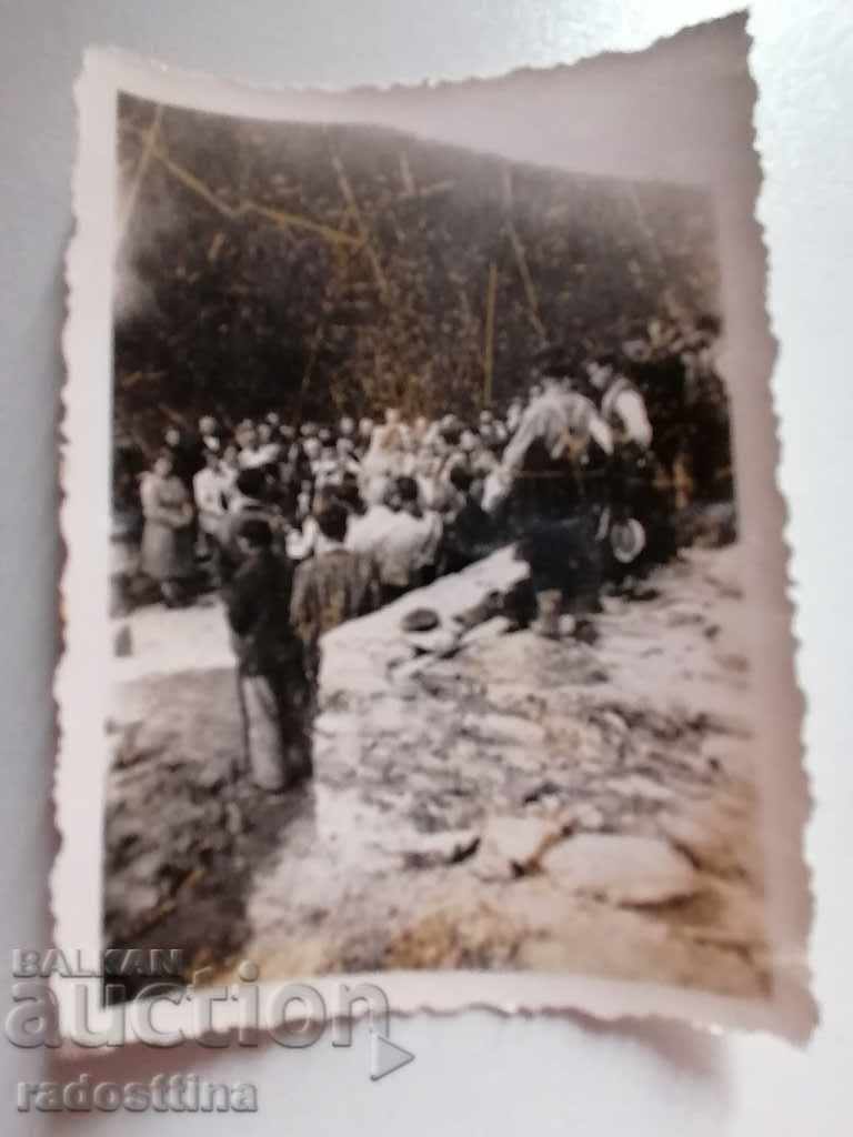 Old Photo Pop with price 10.00 BGN | € 5.11 Old Photo Pop with price 10.00 BGN | € 5.11