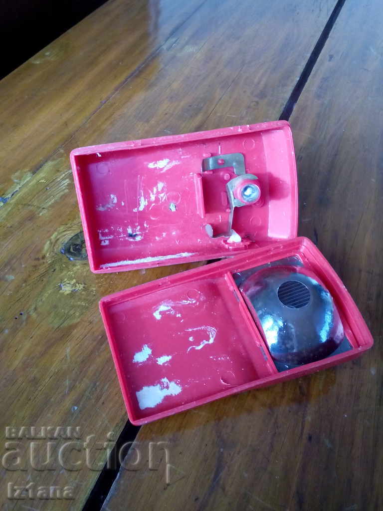 Delivery of Rila's old flashlight Delivery of Rila's old flashlight