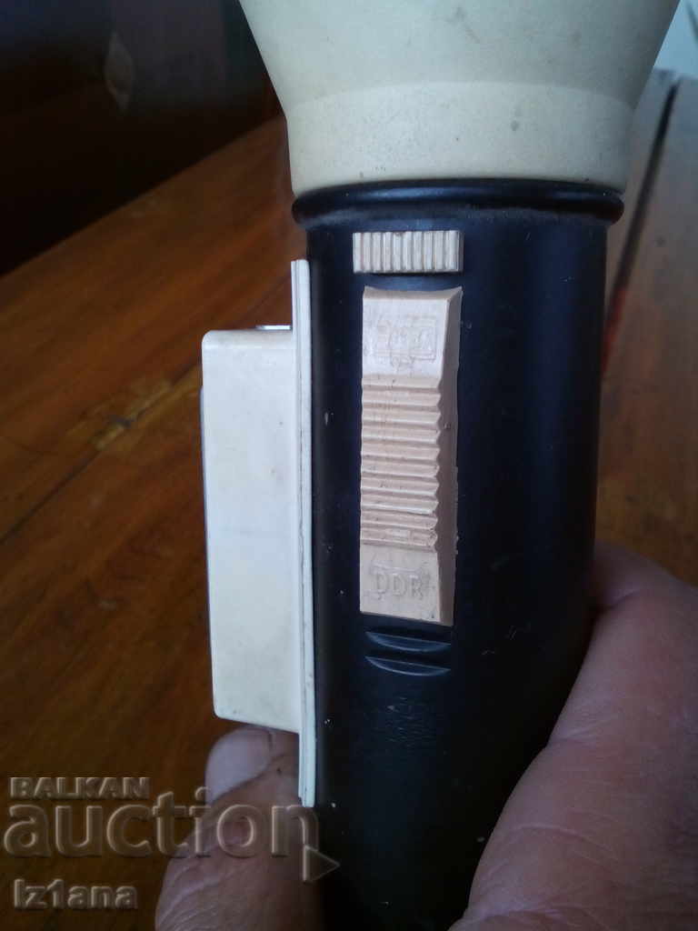 An old magnetic lantern, an Artas flashlight - 6