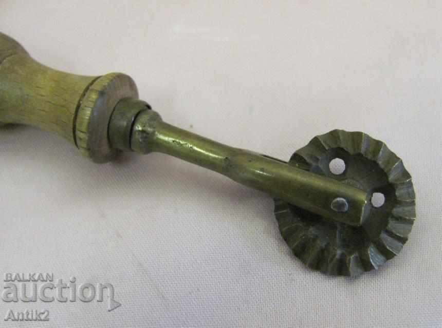 19th Century Dough Cutting Tool - 5 19th Century Dough Cutting Tool - 5