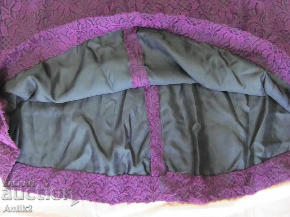 Delivery of 50's Old Lady's Official Lace Dress Delivery of 50's Old Lady's Official Lace Dress