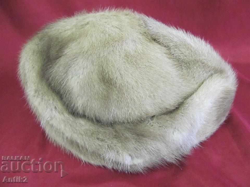 Delivery of 50's Old Ladies Mink Hat PETERS HARBURG Delivery of 50's Old Ladies Mink Hat PETERS HARBURG