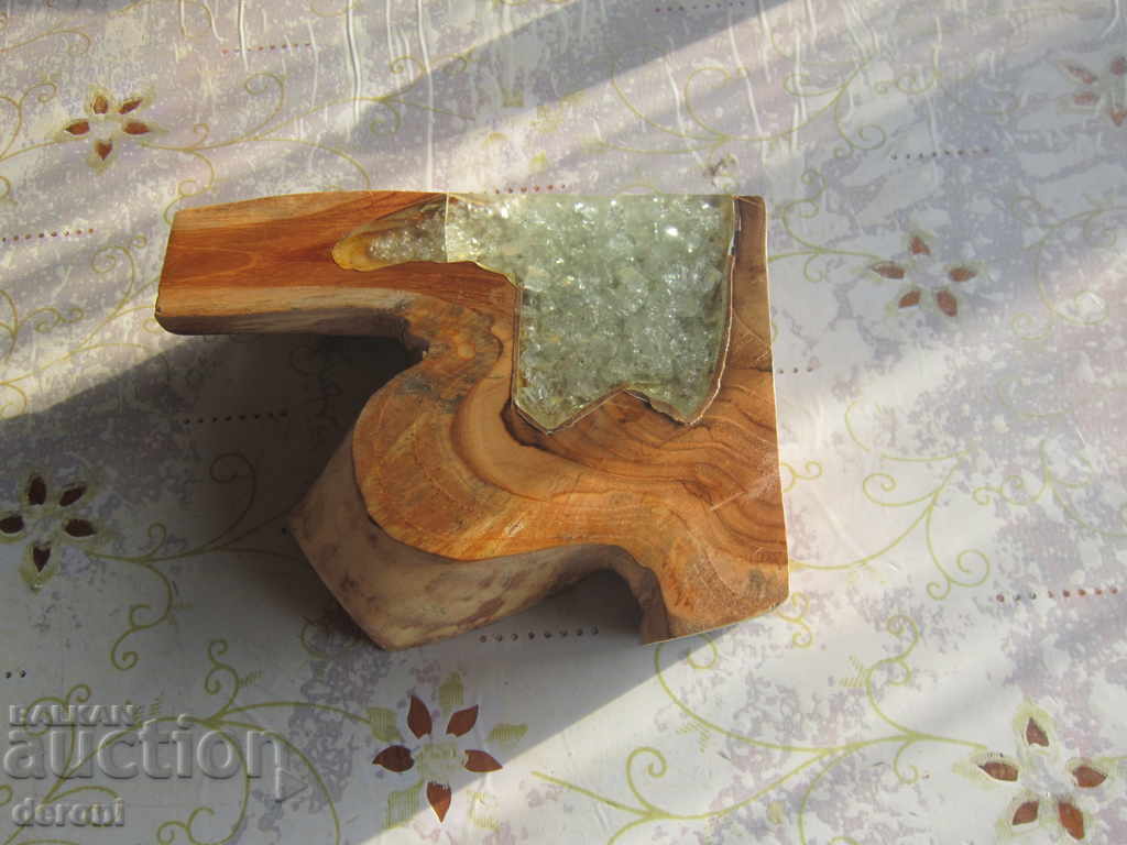 Καταπληκτική ξύλινη ινδονησιακή εικόνα γλυπτικής 2 με τιμή 30.00 BGN | € 15.34 Καταπληκτική ξύλινη ινδονησιακή εικόνα γλυπτικής 2 με τιμή 30.00 BGN | € 15.34