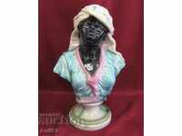 Unicat, Figurina din porțelan Secession, 1900, marcată IZIDA