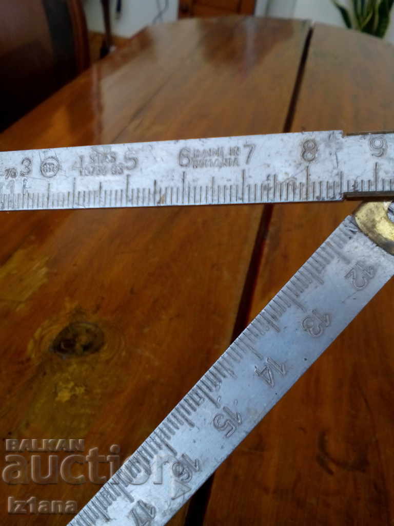 Delivery of Old carpenter's meter Delivery of Old carpenter's meter