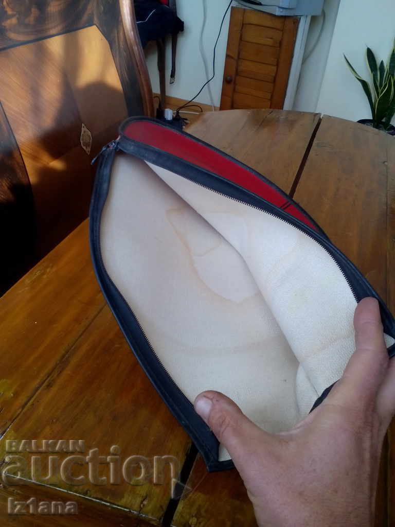 An old tennis racket case, a bang - 6 An old tennis racket case, a bang - 6