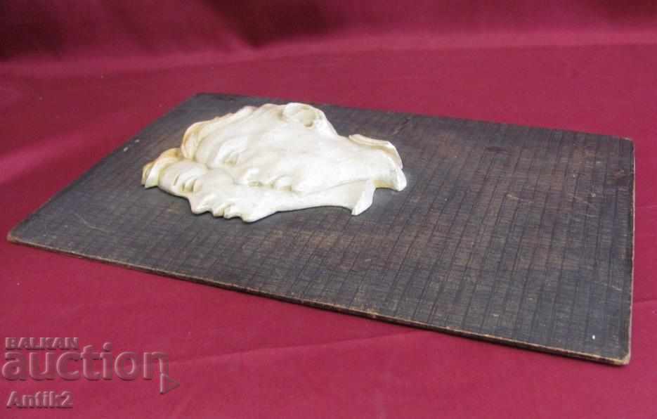 The 30th Bas-relief - Boy and Girl M.Vinarov signed - 5 The 30th Bas-relief - Boy and Girl M.Vinarov signed - 5