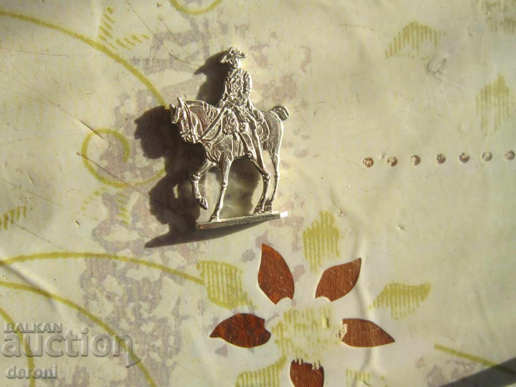 Delivery of Figurine figure cavalry soldier horse Delivery of Figurine figure cavalry soldier horse