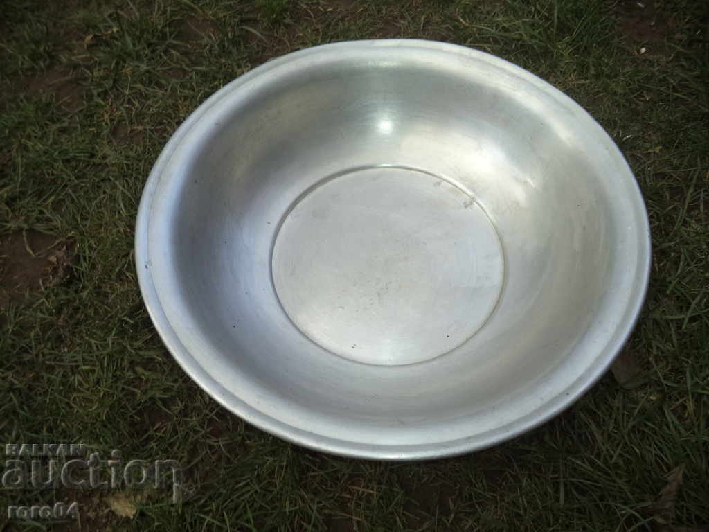 LIGHT - ALUMINUM - MAIL EXCELLENT - 5 LIGHT - ALUMINUM - MAIL EXCELLENT - 5