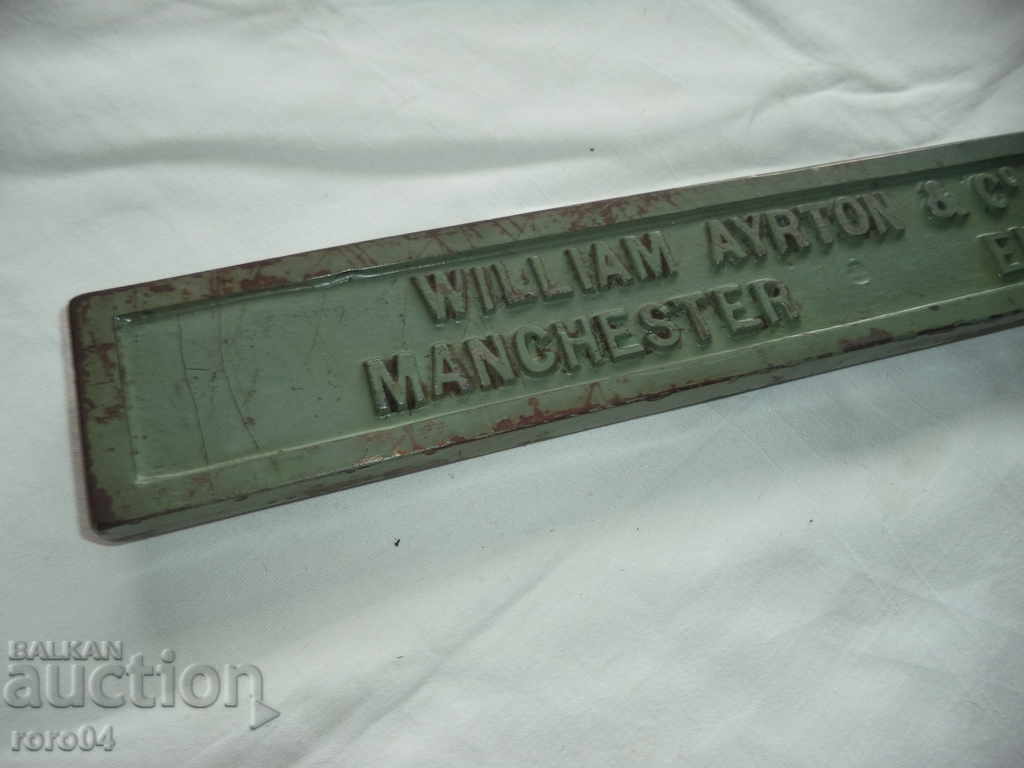 Auction OLD IRON BOARD Auction OLD IRON BOARD