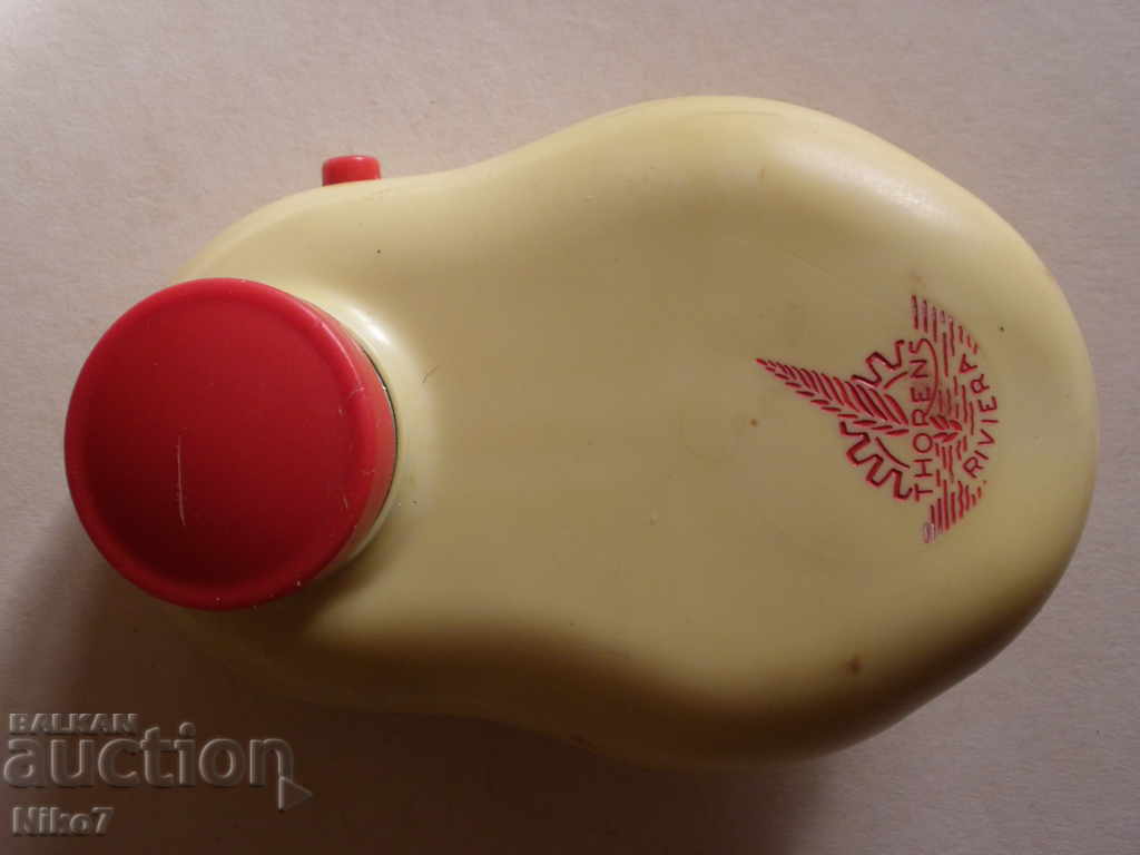 Παλιά ξυριστική χειροκίνητη ξυριστική μηχανή. με τιμή 89.99 BGN | € 46.01 Παλιά ξυριστική χειροκίνητη ξυριστική μηχανή. με τιμή 89.99 BGN | € 46.01