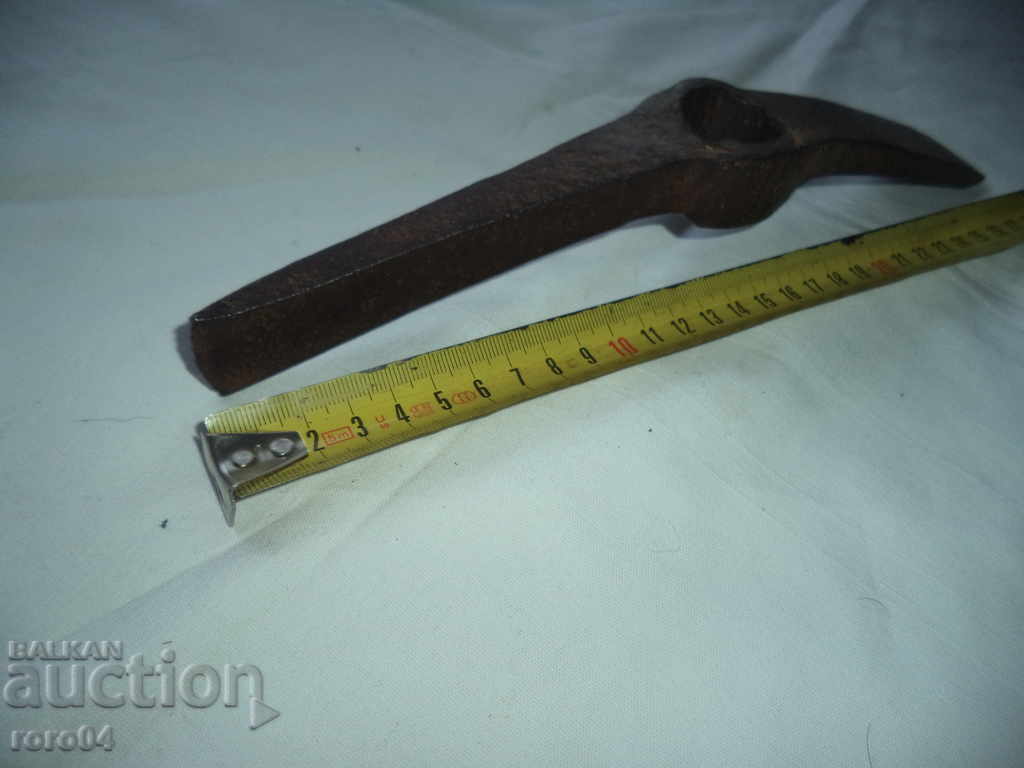 Licitație VECHI BUCATOR FORAT - FORD - PICK