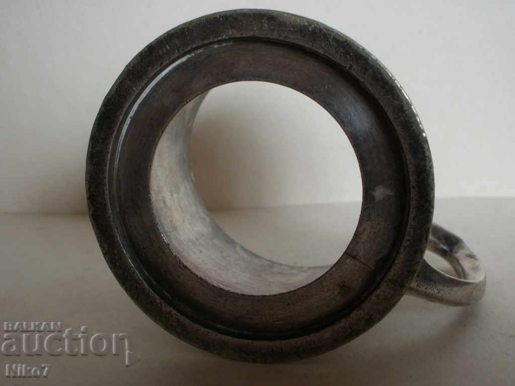 Παράδοση Παλιά, βαθιά ασήμι, γερμανικά σουβέρ. Παράδοση Παλιά, βαθιά ασήμι, γερμανικά σουβέρ.