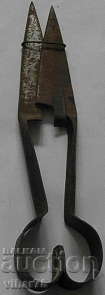 OLD HANGER FOR SHEEPING SHEEP with price 15.99 BGN | € 8.18 OLD HANGER FOR SHEEPING SHEEP with price 15.99 BGN | € 8.18