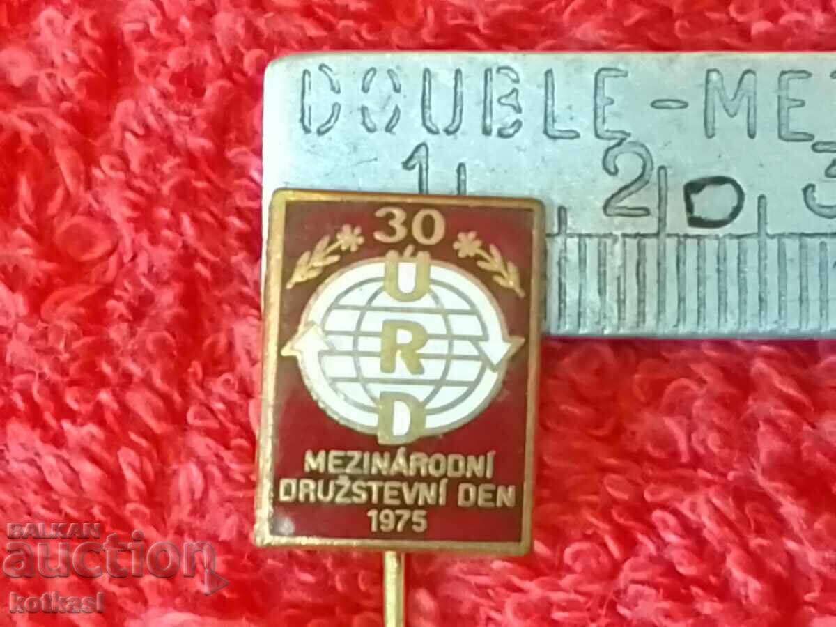 Old solid bronze pin badge 30 URD 1975 Old solid bronze pin badge 30 URD 1975