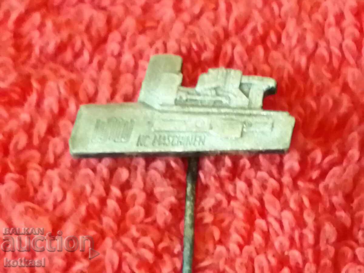 Old metal badge pin lathe master NC MASCHINEN - 6