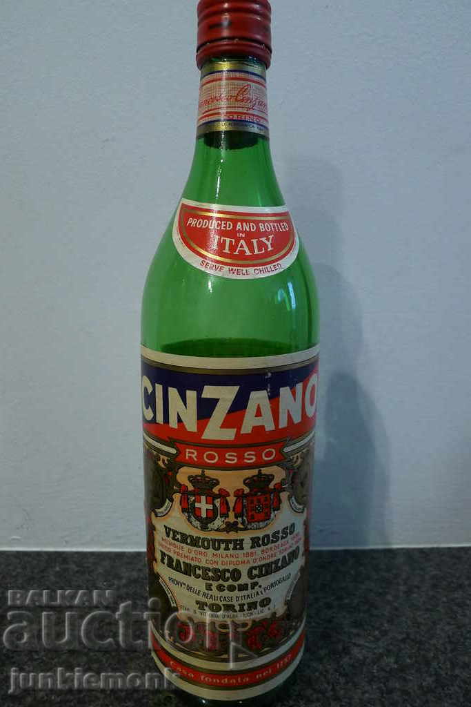 COLLECTION BOTTLE OF VERMUT "CINZANO", 80'S YEARS !!!