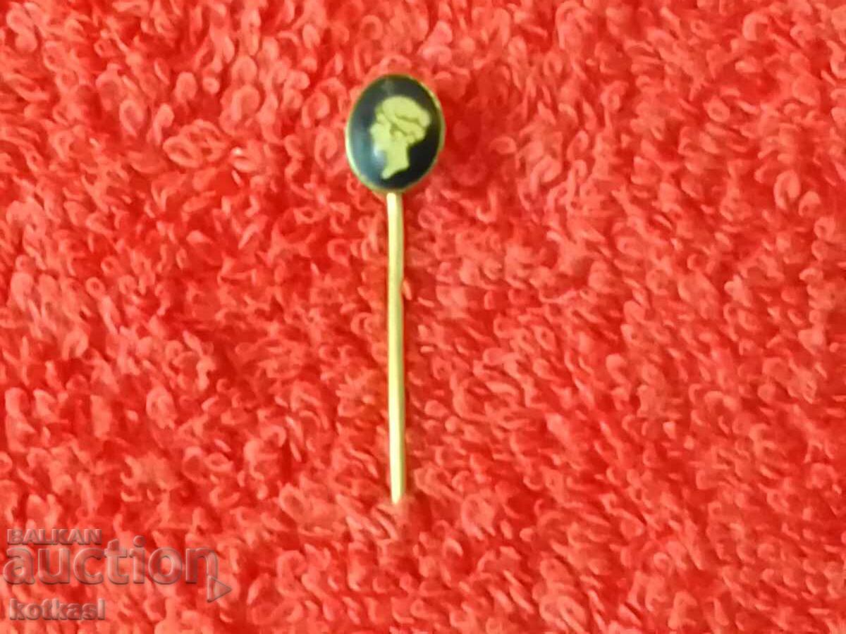 Delivery of Old small badge bronze pin woman star SONP Delivery of Old small badge bronze pin woman star SONP