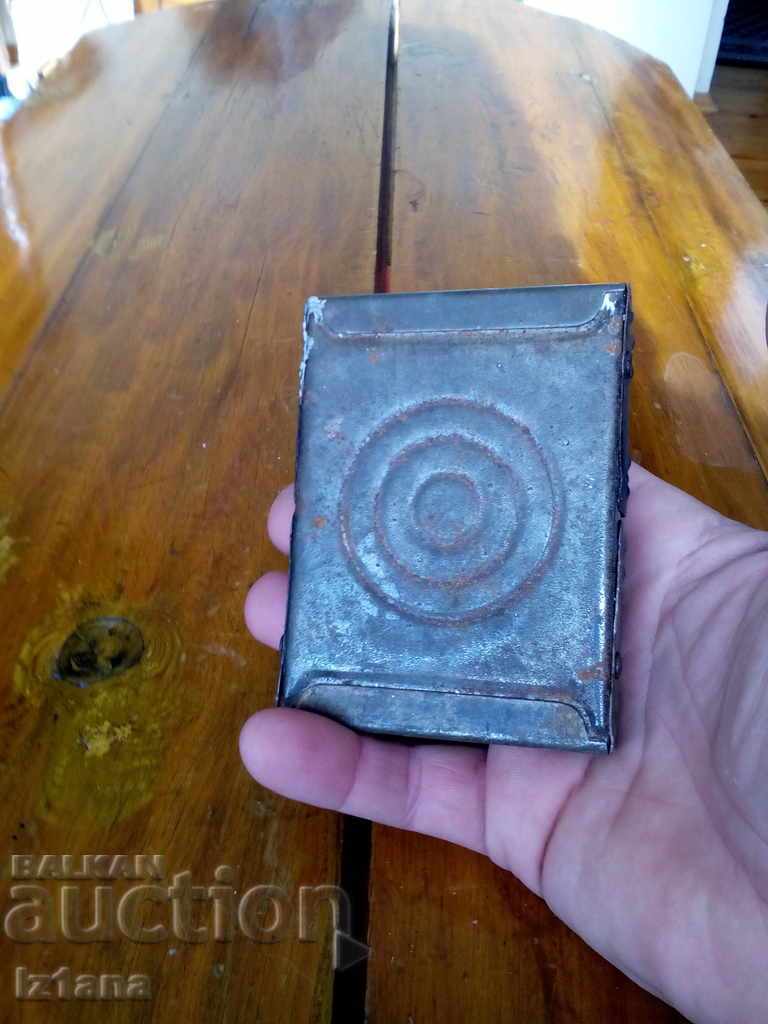 Auction Old cooker, cooker for dry alcohol Auction Old cooker, cooker for dry alcohol