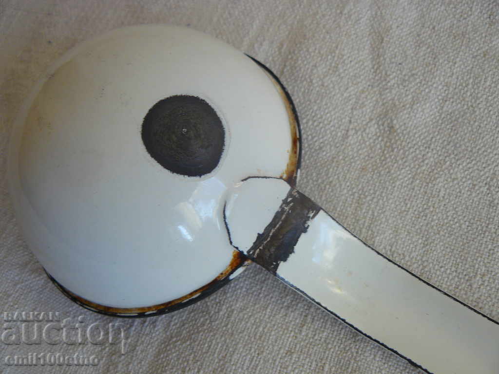 Аукцион Стар емайлиран черпак Аукцион Стар емайлиран черпак