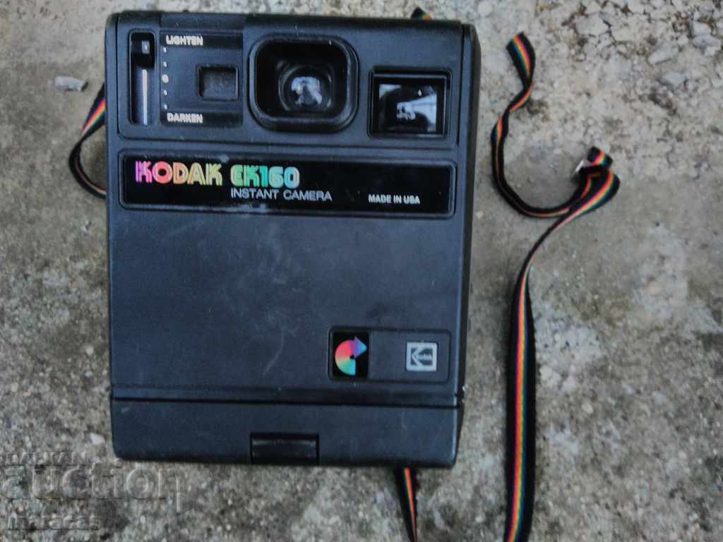 Camera for snapshots with cassettes