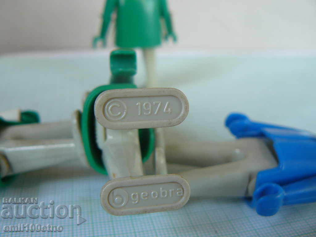 Auction GEOBRA Toys 6 pieces Auction GEOBRA Toys 6 pieces