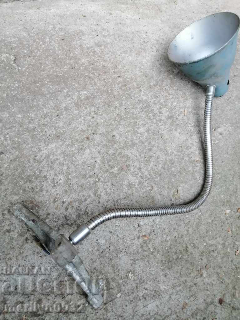 Amortizor reflector de noapte de 70 de ani - 5 Amortizor reflector de noapte de 70 de ani - 5