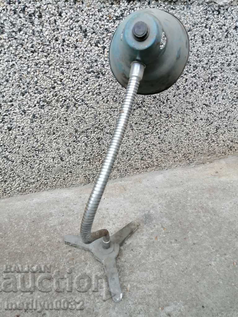 Amortizor reflector de noapte de 70 de ani - 6 Amortizor reflector de noapte de 70 de ani - 6