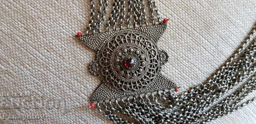 KUSTEK MACEDONIA FILIGREE SILVER CHAIN GEMSTONES - 6 KUSTEK MACEDONIA FILIGREE SILVER CHAIN GEMSTONES - 6