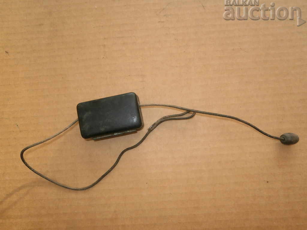 Delivery of OLD SHAVER SHARPENER Knife Sharpener WW2 WWII Delivery of OLD SHAVER SHARPENER Knife Sharpener WW2 WWII