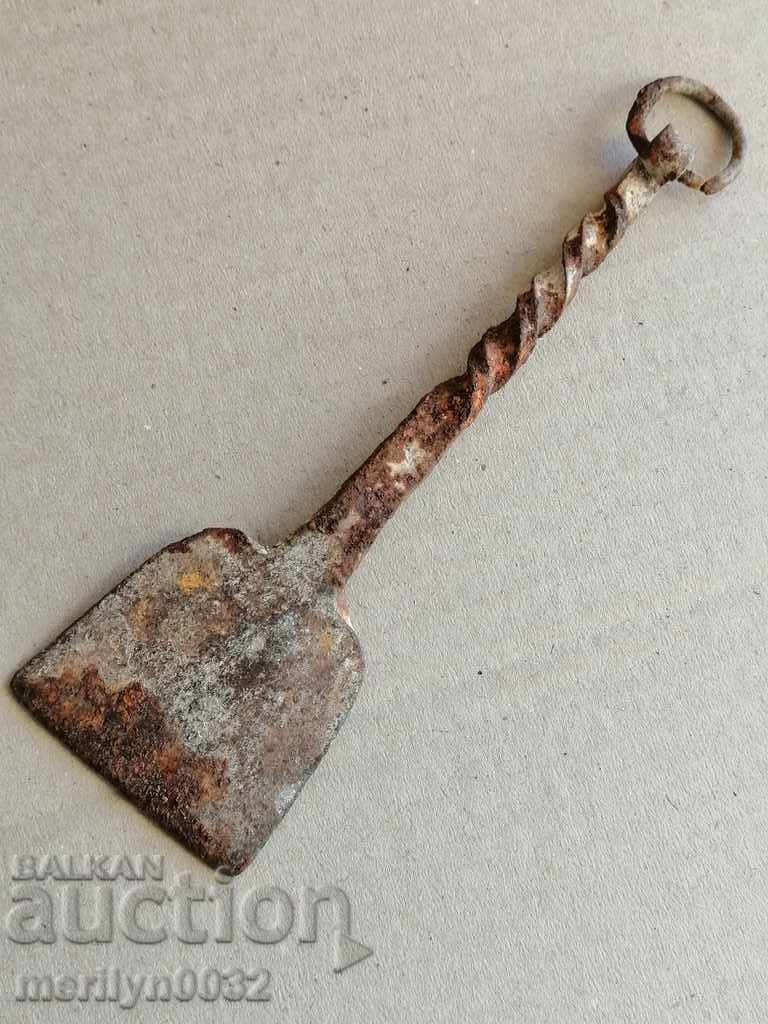 Παράδοση Skims, ugribki, σπάτουλες, ugribka, σφυρήλατο σίδερο Παράδοση Skims, ugribki, σπάτουλες, ugribka, σφυρήλατο σίδερο