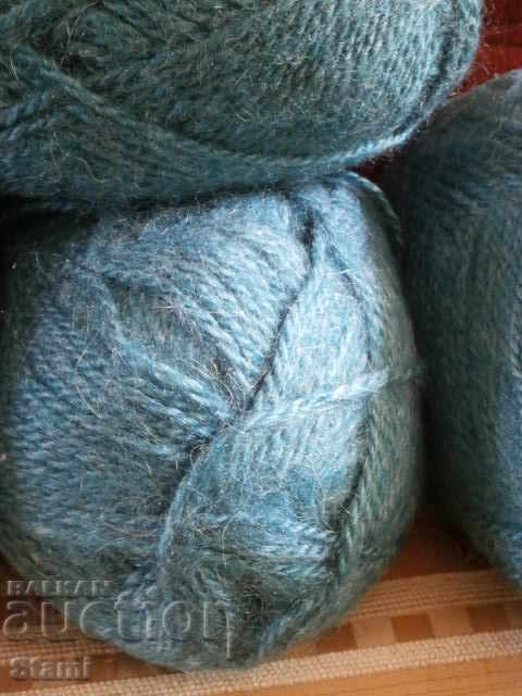 Delivery of Butter-green Turkish MOHAIR yarn 400 grams Delivery of Butter-green Turkish MOHAIR yarn 400 grams