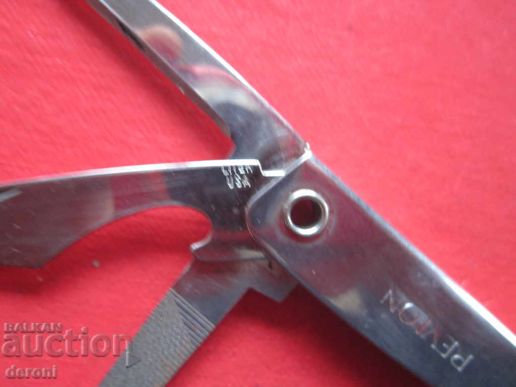 American Revlon Knife Knife Knife - 5 American Revlon Knife Knife Knife - 5