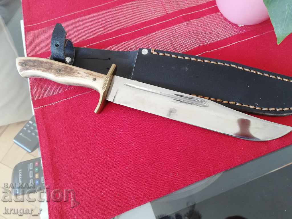 Hunting knife with price 120.00 BGN | € 61.36 Hunting knife with price 120.00 BGN | € 61.36
