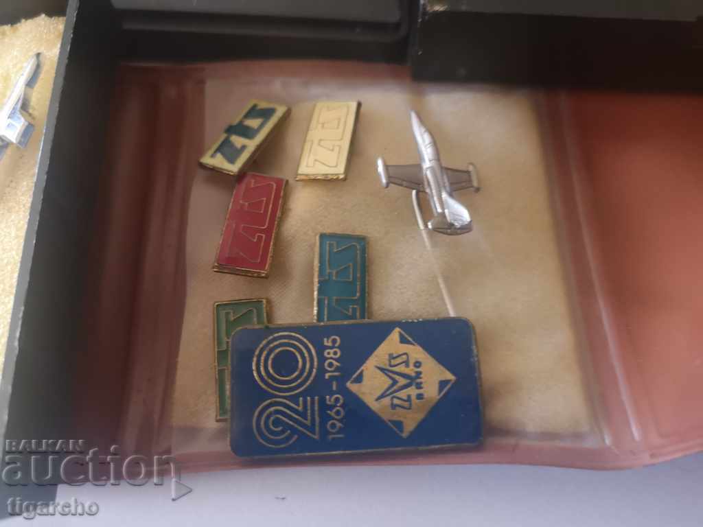 Medals and badges - 5 Medals and badges - 5