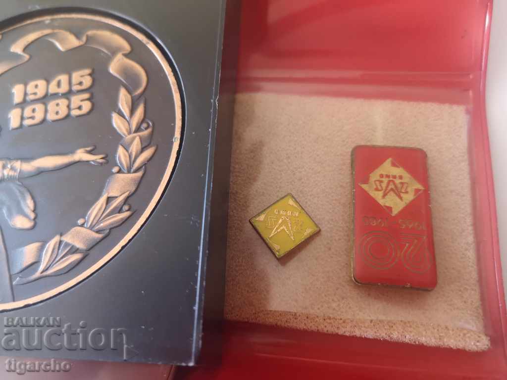 Medals and badges - 6 Medals and badges - 6