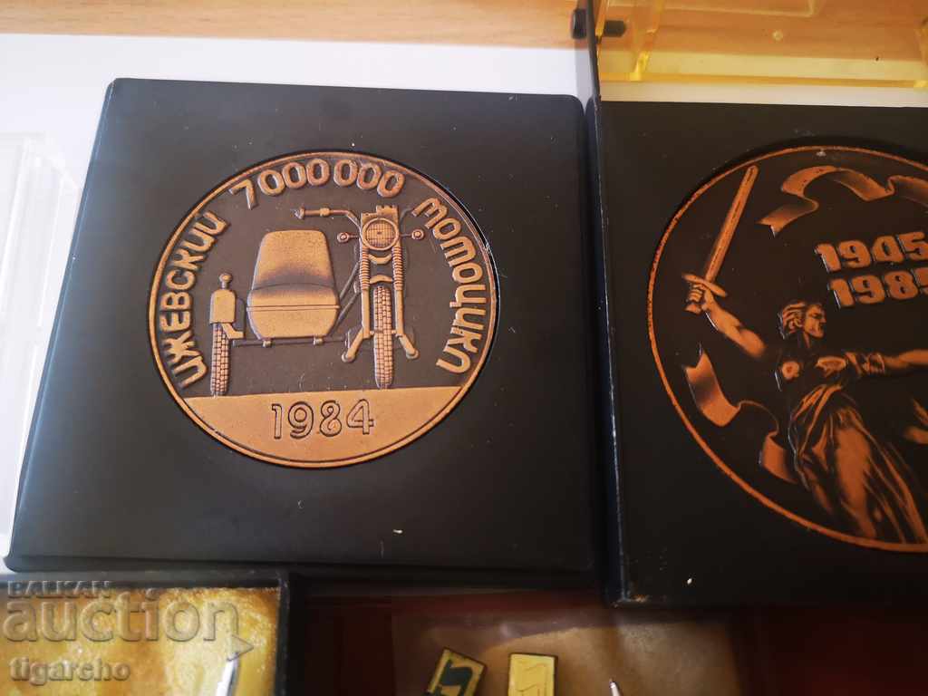 Medals and badges - 7 Medals and badges - 7