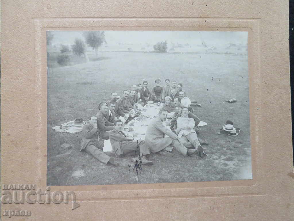 СТАРА ФОТОГРАФИЯ - КАРТОН - ГОЛЯМА - 0351 с цена 39.99 лв. | € 20.45 СТАРА ФОТОГРАФИЯ - КАРТОН - ГОЛЯМА - 0351 с цена 39.99 лв. | € 20.45