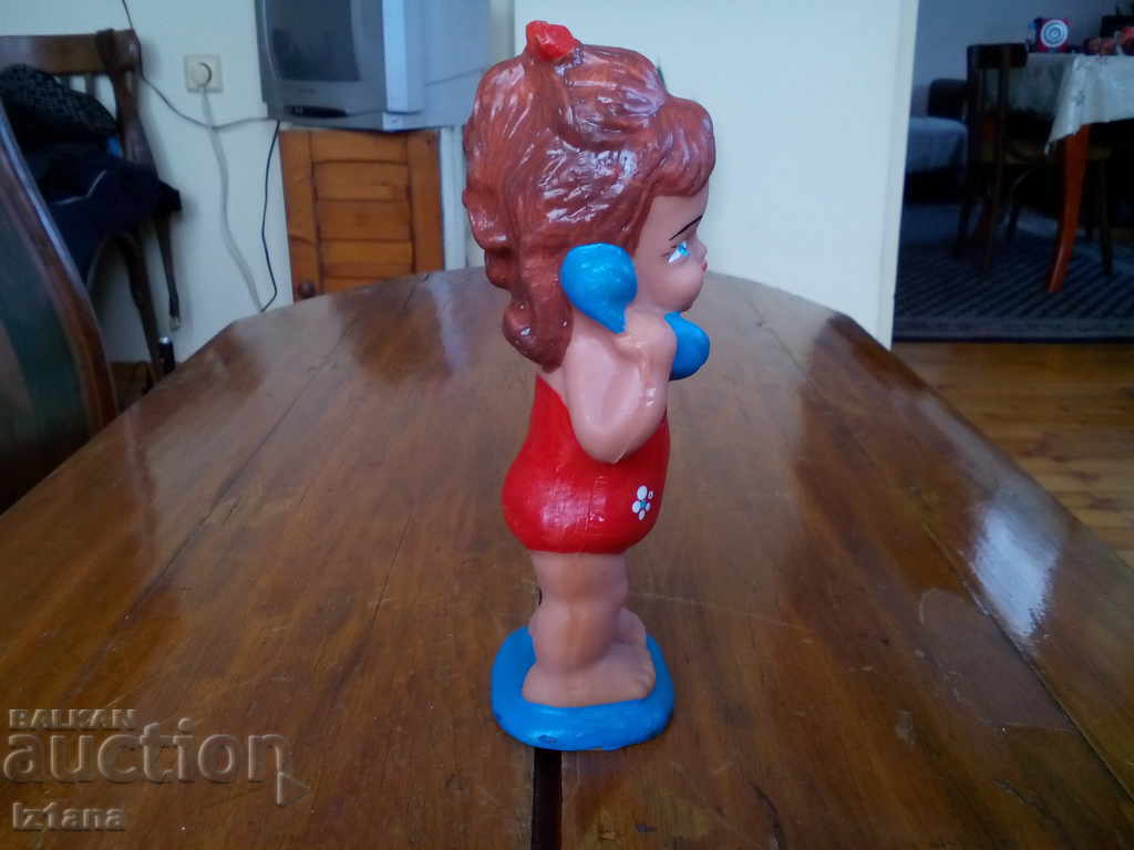 Delivery of An old doll