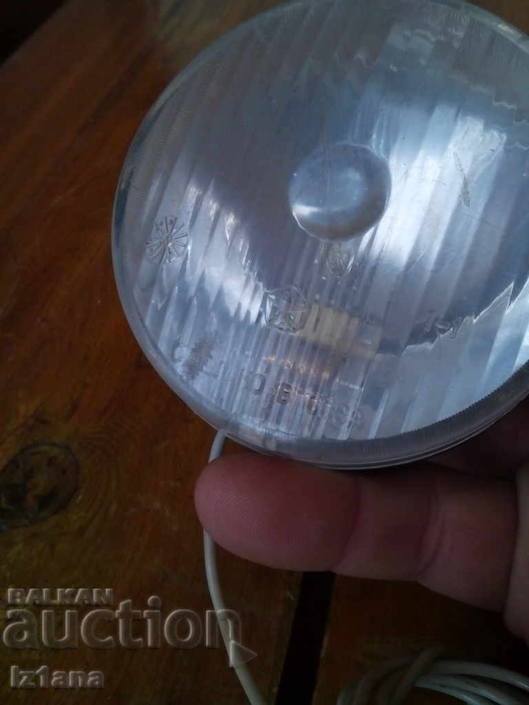 Фар за велосипед с цена 16.00 лв. | € 8.18 Фар за велосипед с цена 16.00 лв. | € 8.18